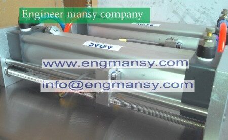 liquid filling machine, semi automatic pneumatic filler,water shampoo juice oil glycerinum lubricant piston filler model 404 Engineer mansy brand